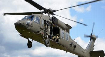 Helikopter Black Hawk Bertabrakan dengan Jet di Washington
