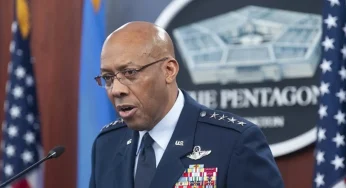 Dinamika Politik Militer AS: Pemecatan Jenderal CQ Brown oleh Presiden Trump