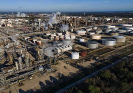 Exxon Baytown Disorot saat AS Hentikan 24 Proyek Energi Bersih