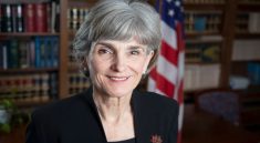 Susan Illston Hentikan Sementara Restrukturisasi Trump