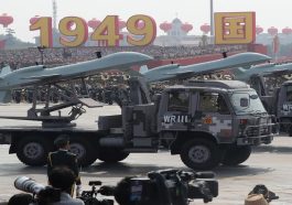 Parade Militer AS Terancam Protes, Ketegangan, dan Cuaca Buruk