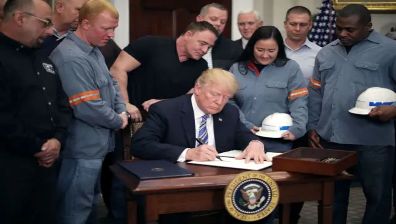 PBS dan Dana Asing Jadi Target Baru Pemangkasan Trump
