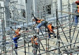 Penggerebekan ICE Ganggu Konstruksi dan Krisis Tenaga Kerja