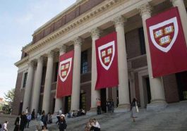 Universitas Harvard Gugat Pemerintah Trump atas Pembatalannya