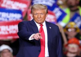 Kepemimpinan Trump Bisnis, Media, dan Politik Global