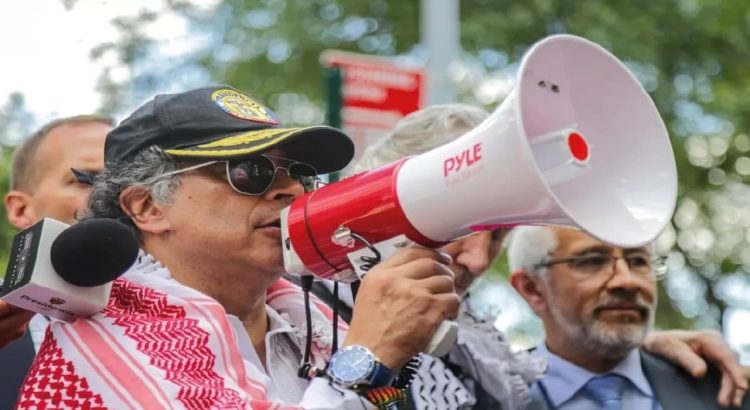AS Cabut Visa Presiden Kolombia Gara-Gara Ikut Demo Pro-Palestina Turun ke Jalan