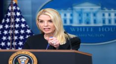 Departemen Kehakiman AS Pertimbangkan Berbagi Data Pemilih untuk Investigasi Kriminal